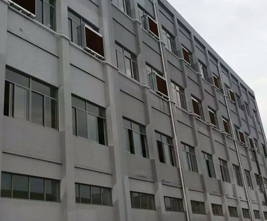 ����ˮ��ǽ